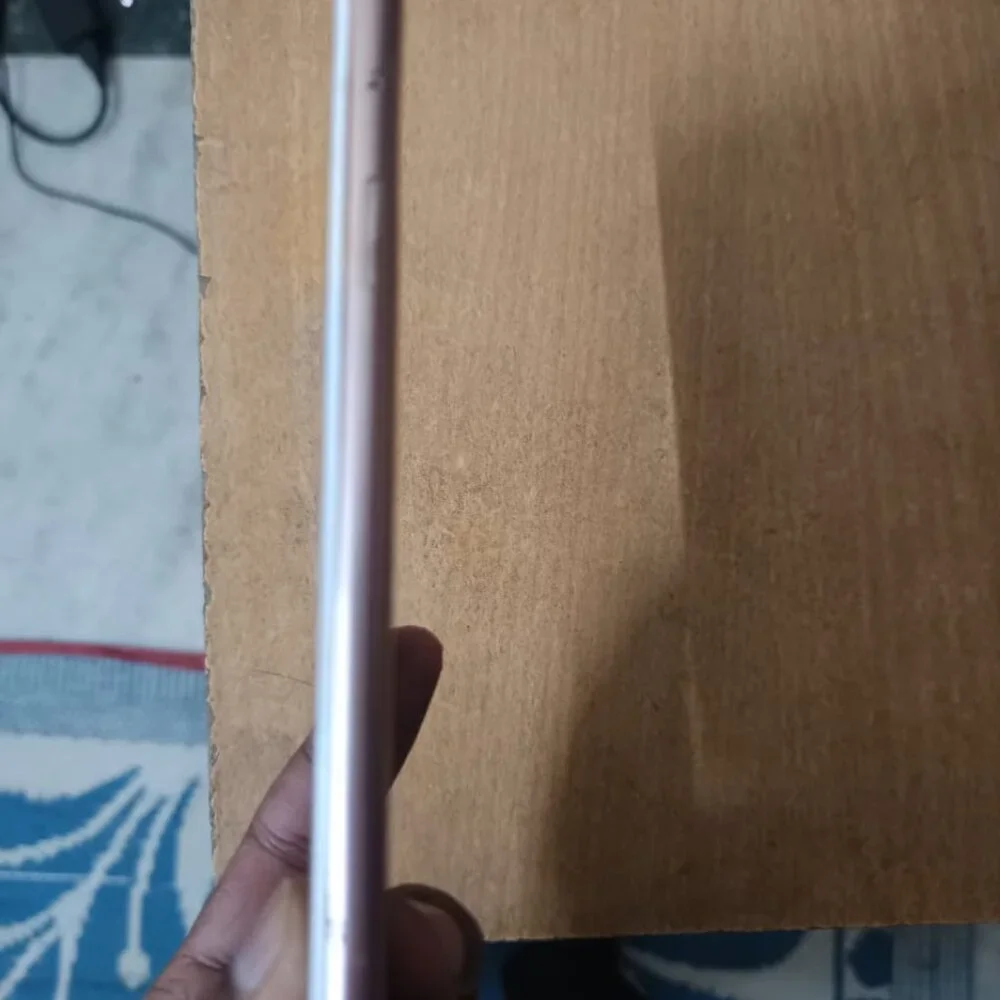 OPPO Smartphone (2018 Model) – Used – Cracked Screen - Not Working